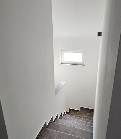 Vecsey House زاماردي