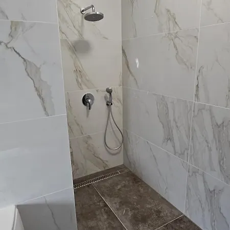 Vecsey House شقة زاماردي